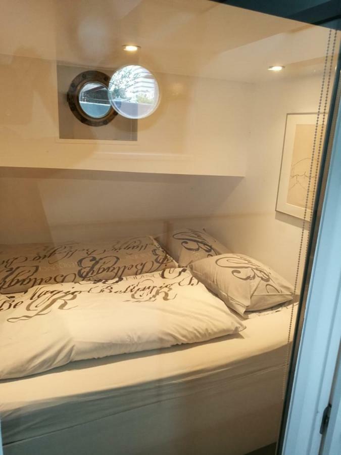 Appartamento Houseboat Rose *